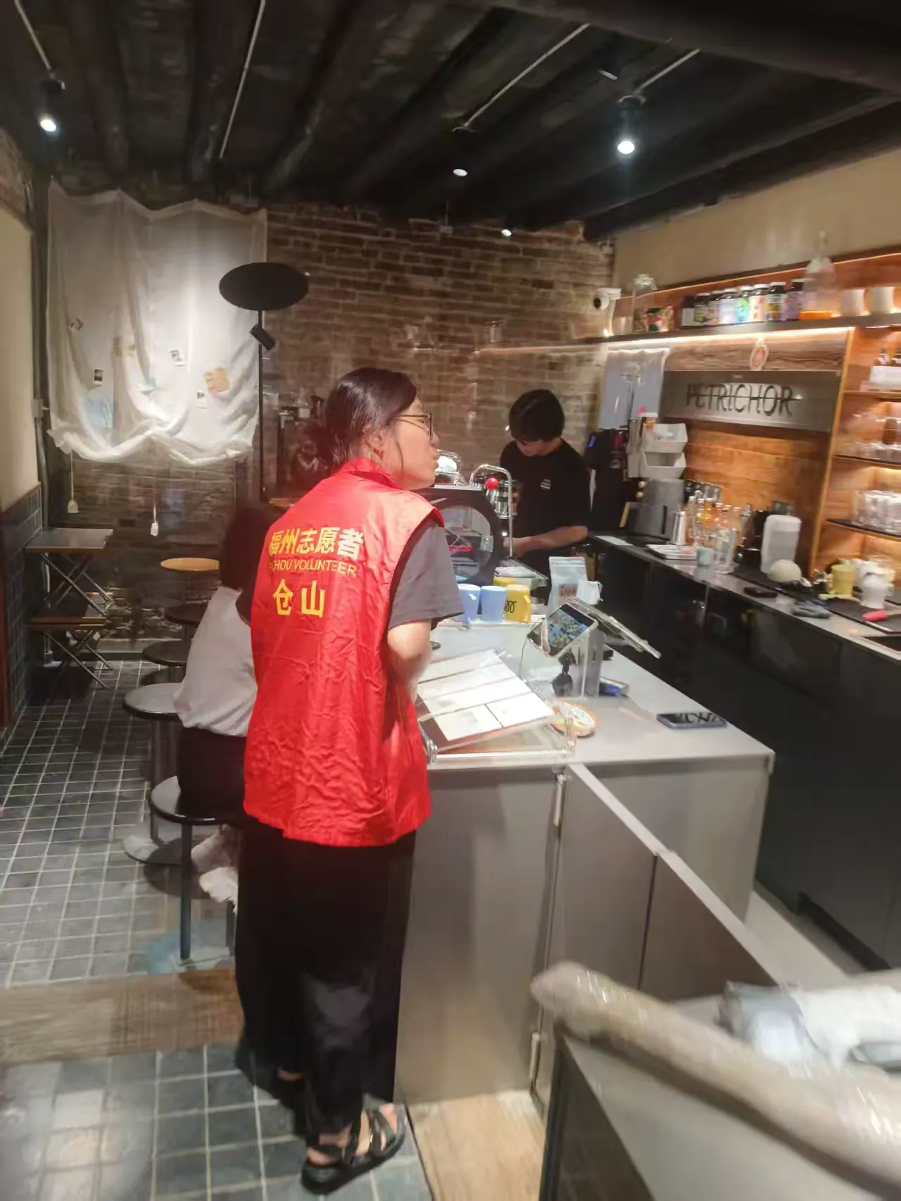 简篇-仓前街道开展高考前食品安全检查专项行动